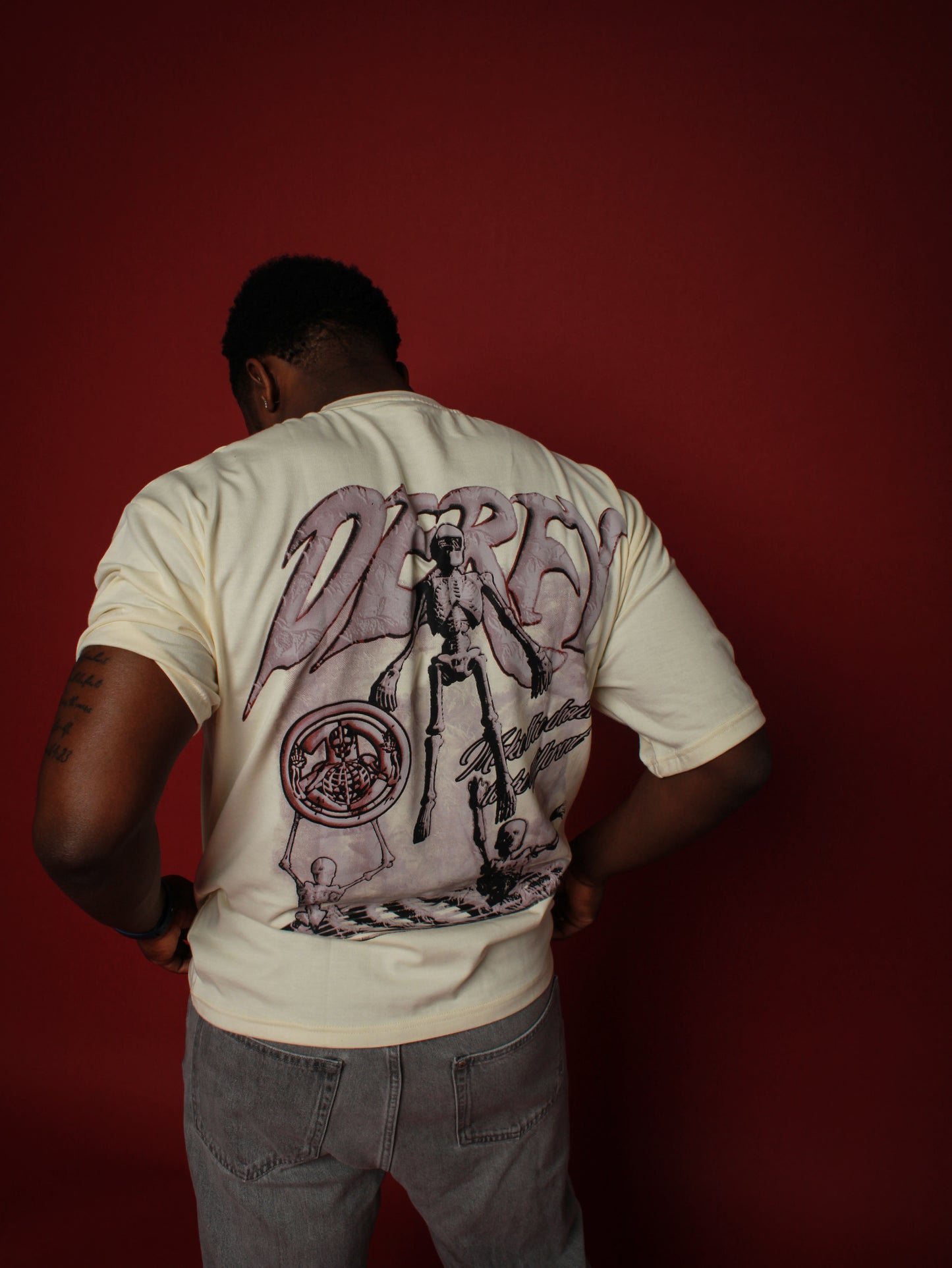 Derfy Skelebot Tee